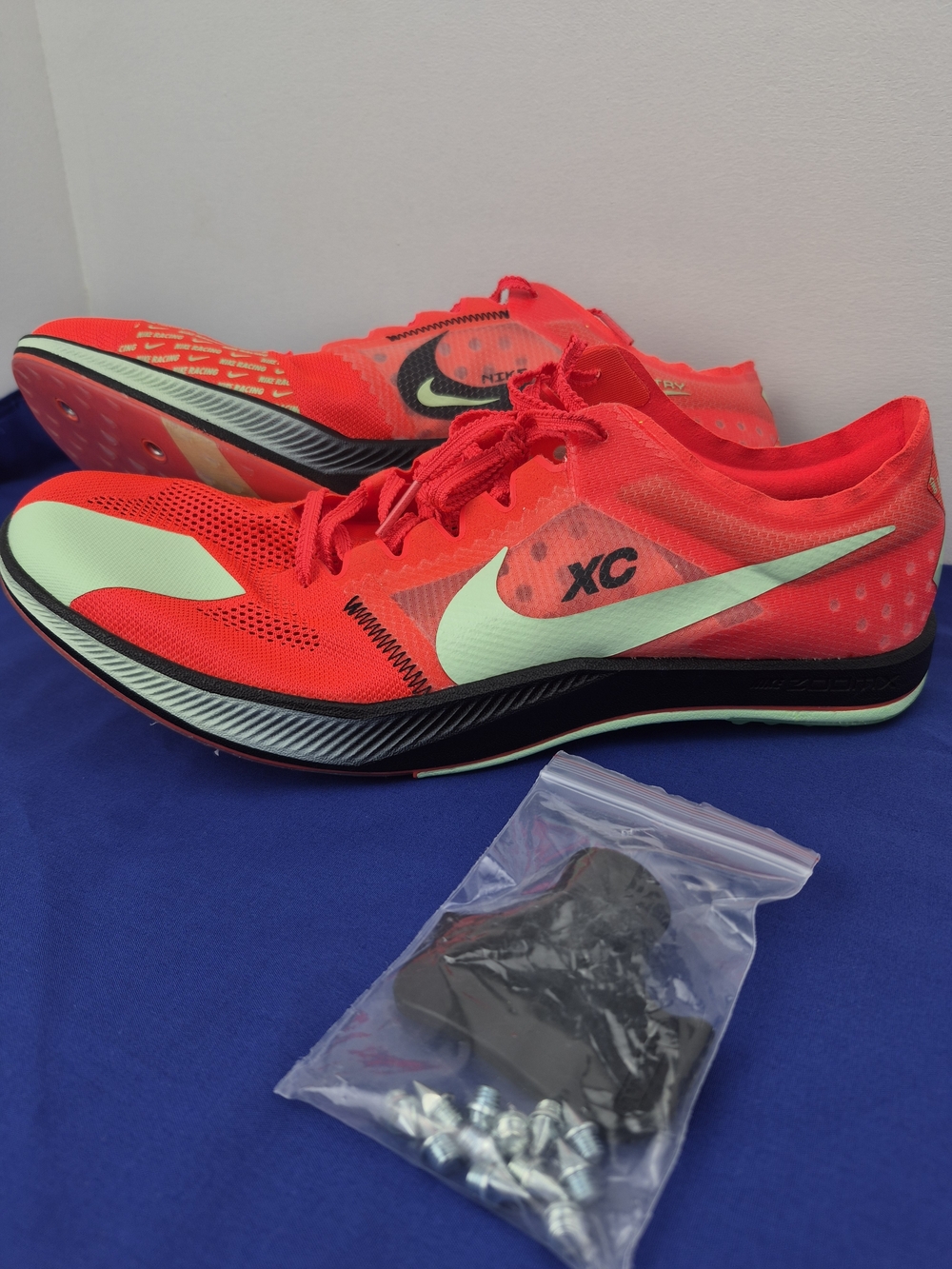 Nike ZoomX Dragonfly XC Track Spikes Men's 13 Crimson Distance